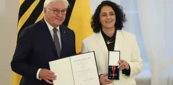 Almanya Cumhurbaşkanı Steinmeier, Spor Gönüllülerine Liyakat Nişanı Verdi