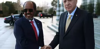 Cumhurbaşkanı Erdoğan, Somali Cumhurbaşkanı Mahmud ile bir araya geldi