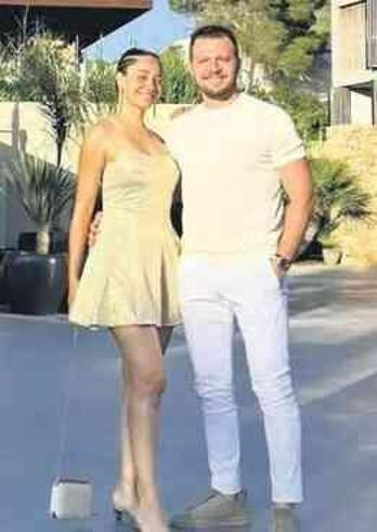 Özge Özacar'ın sevgilisi kim? Özge Özacar'ın sevgilisi Oğuz Özmen kimdir, ne iş yapıyor?