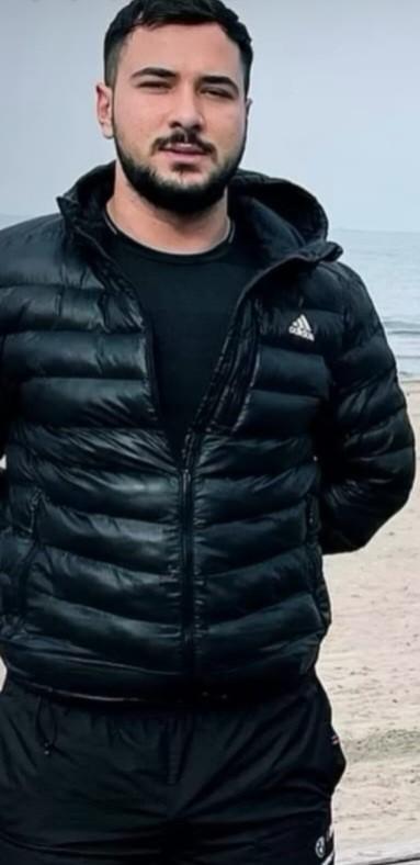 Kızını kaçıran yeğenini kollarından tutup oğlunu cinayete azmettirmiş