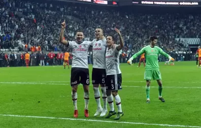 Kartal Evinde Uçtu