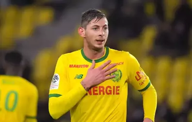 Emiliano Sala'yı Taşıyan Uçağın Enkazında Bir Ceset Bulundu