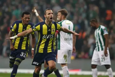 Gelen Teklifleri Reddettiğini Açıklayan Roberto Soldado: Fenerbahçe'yi Bu Halde Bırakamam