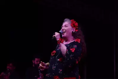 Suzan Kardeş, Hayranlarına Unutulmaz Bir Gece Yaşattı!