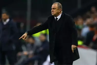 Fatih Terim, Porto Karşılaşması Sonrası Sert Konuştu: Bazı Arkadaşlarla Yollarımızı Ayıracağız