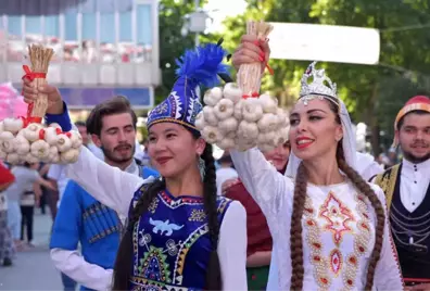 Dünyaca Ünlü Sarımsağın Festivali Başladı