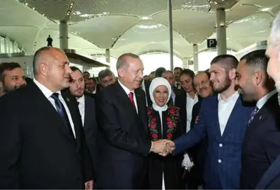 Müslüman Dövüşçü Khabib Nurmagomedov: Erdoğan ile Antrenman Yapacağım, Onunla Türkçe Konuşacağım