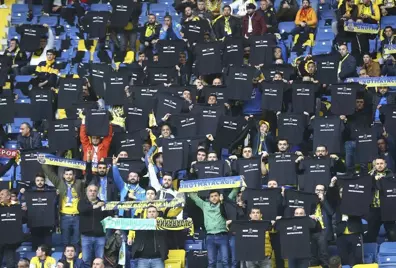 Ankaragücü Yönetimi Eren Açıkgöz ve Mert Turgut Çakır'ın Ailelerine Ev Alacak