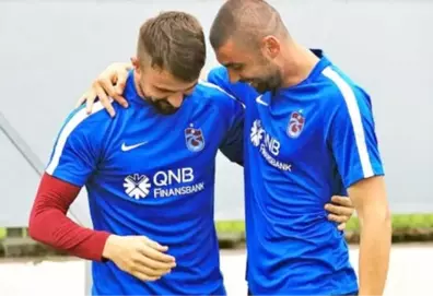 Trabzonspor, Onur Kıvrak ve Burak Yılmaz'ı Kadro Dışı Bıraktı