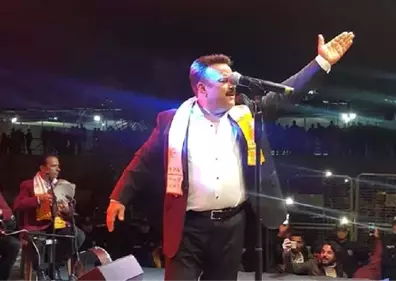 Ünlü Türkücü Bülent Serttaş, Yürekleri Ağza Getirdi!