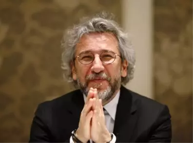 MİT TIR'ları Davasında Yargılanan Can Dündar'ın Babası MİT'ten Emekli Çıktı