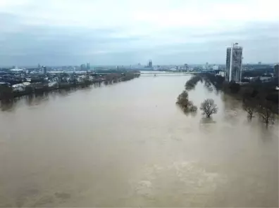 Almanya'da Ren Nehri Taştı