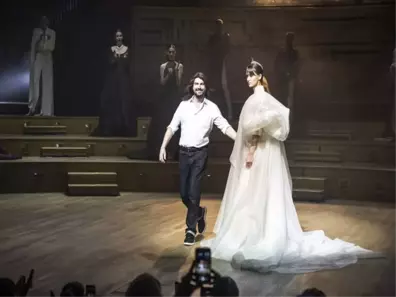 Moda Haftasında Stephane Rolland Rüzgarı Esti