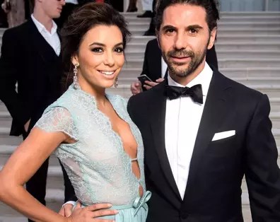 Geçen Yıl Evlenen Oyuncu Eva Longoria, Hamile Olduğunu Duyurdu