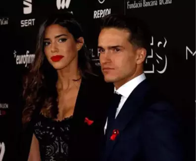 Barcelonalı Denis Suarez'in Eşi Nadia Aviles, Hayır Gecesine Damga Vurdu