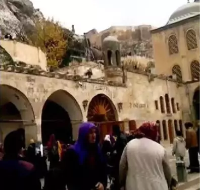 Kalede Fotoğraf İçin Poz Veren Genç, 20 Metreden Yere Çakılarak Hayatını Kaybetti