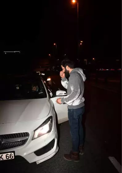 Benzini Bitip Yolda Kalan Oyuncu Ufuk Bayraktar, Polislerden Borç Para Aldı