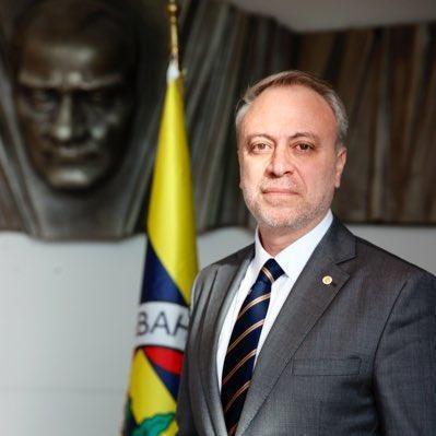 Süper Lig devi Fenerbahçe'de yönetim kurulunda yaşanan istifaların ardından yeni bir gelişme yaşandı.