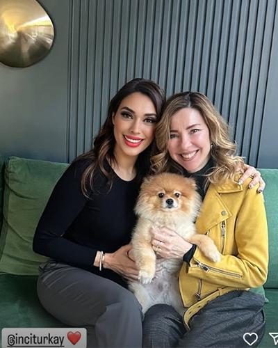 Sihirli Annem'in yıldız isimleri yıllar sonra buluştu! Fotoğraftaki detay gözlerden kaçmadı
