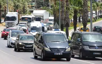 Tatilciler Bodrum'a Akın Etti, Güvenlik Önlemleri En Üst Seviyeye Çıkarıldı