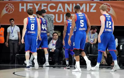 Anadolu Efes Rahat Kazandı