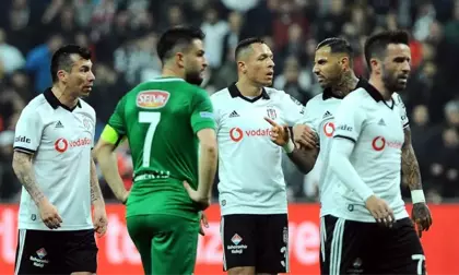 Gary Medel'in Quaresma'ya Tokadı Şili'de Manşetlerde