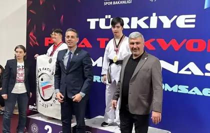 Malatya'nın Özel Sporcuları Para Pumse Tekvando Şampiyonası'nda 3 Madalya Kazandı