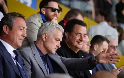 Mourinho ve Acun Ilıcalı Galatasaray maçından sonra gece yarısı konuşmuş