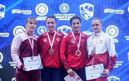 Eylem Engin, Uluslararası Zafer Turnuvası'nda İki Altın Madalya Kazandı