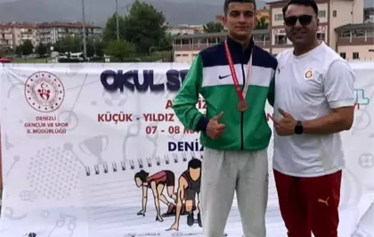 Görkem Efe Tan, Okul Sporları Atletizm Türkiye Şampiyonası'nda 3. Oldu