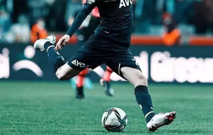 Geleceğin starı deniyordu! Fenerbahçeli isim 15 aydır forma şansı bulamıyor