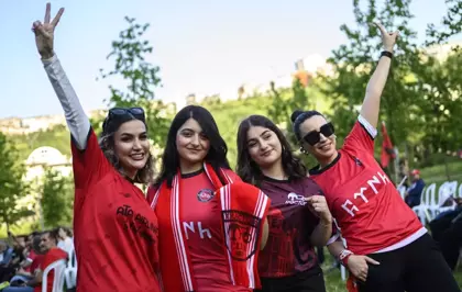 Traktör taraftarından İstanbul'da coşkulu şampiyonluk kutlaması