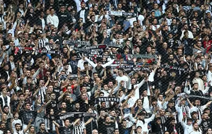 Serdal Adalı Beşiktaş'taki ilk ayrılığı duyurdu