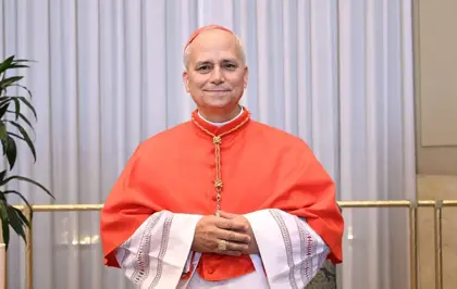 Tarihteki ilk ABD'li papa! Robert Prevost, kendine 14. Leo adını seçti