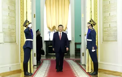 Xi Jinping Moskova'da Vladimir Putin ile Bir Araya Geldi