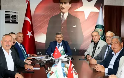 Artvin'de Ticaret Borsası ve Sanayi Potansiyeli Değerlendirildi