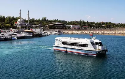 Van Gölü'nde Deniz Otobüsü Seferleri Yeniden Başladı