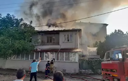 Adıyaman Gölbaşı'nda Ev Yangını Kontrol Altına Alındı