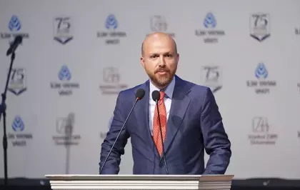İstanbul'da, ''75 Günde Hafızlık Programı''nı tamamlayan 52 kız öğrenciye hafızlık belgeleri verildi