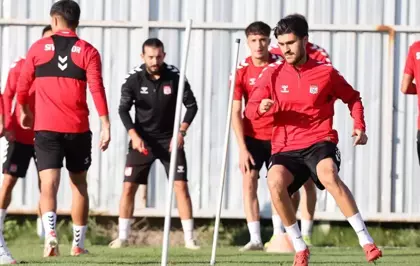 Sivasspor, Sarıyerspor Maçı İçin Hazırlıklarını Sürdürüyor