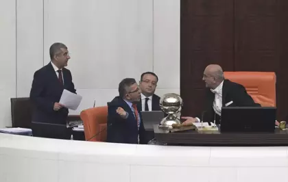 TBMM'de İYİ Parti Milletvekili Öztürk'e Kınama Cezası