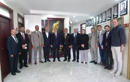 Eskişehir'de Esnaf Ziyareti: Fatih Dönmez Esnafın Sorunlarını Dinledi
