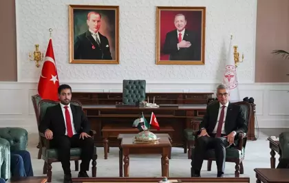 Türkiye ve Suriye'nin sağlık bakanlıkları arasında işbirliği protokolü imzalandı