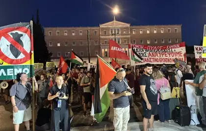 Yunanistan'da Yeni Göç Yasası Tasarısı Protesto Edildi
