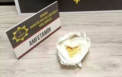 Mersin'de Uyuşturucu Ticareti Yapan Şüpheli Tutuklandı