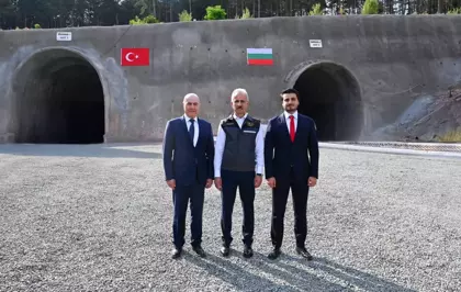 Bakan Uraloğlu Bulgaristan'da Demir Yolu Projesini Ziyaret Etti