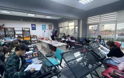 Gençlik Yaz Kulübü ile Teknoloji Dolu Bir Yaz
