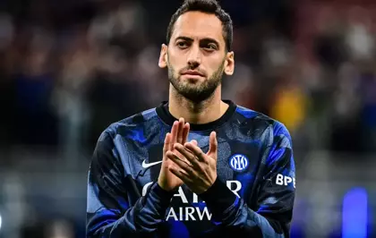 Hakan Çalhanoğlu transferi zora girdi! İşte nedeni