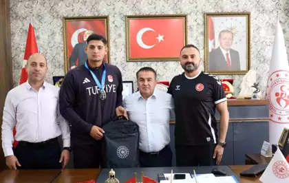 Bilecikli Sporcu Abdulkerim Akdaş Türkiye Şampiyonu Oldu