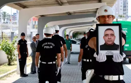 Görevi başında kalp krizi geçiren polis memuru şehit oldu
